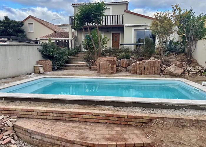 Grande Neuve Avec Piscine Pres Et Sete *