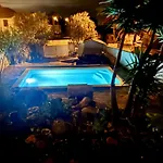 Grande Neuve Avec Piscine Pres Et Sete Vila