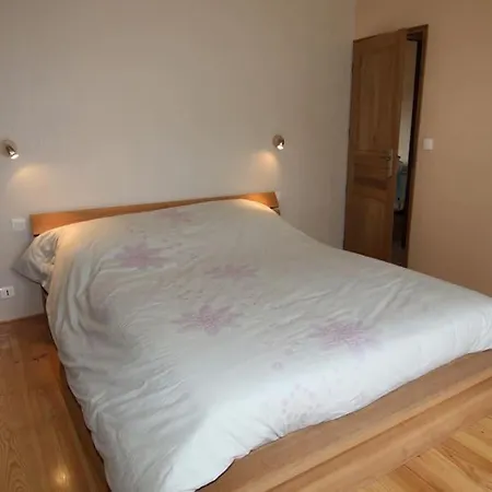 Grande Neuve Avec Piscine Pres Et Sete Villa
