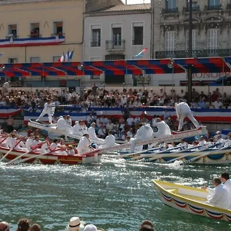 Grande Neuve Avec Piscine Pres Et Sete * Balaruc-les-Bains