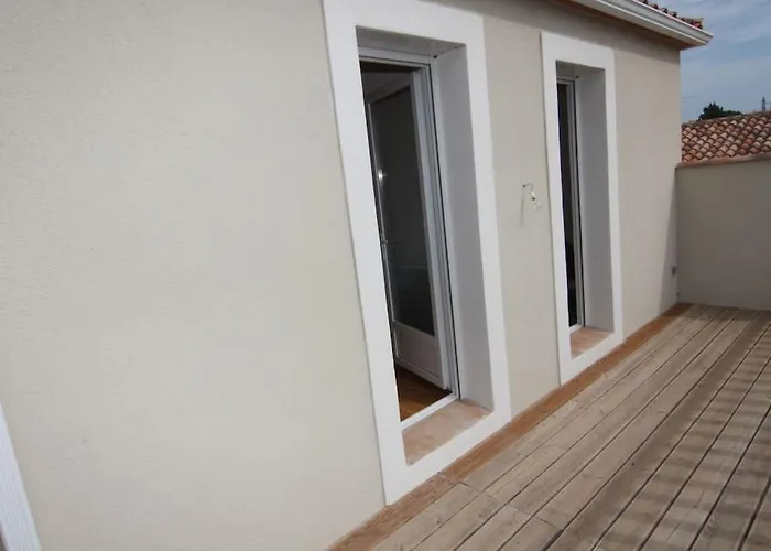 Villa Grande Neuve Avec Piscine Pres Et Sete *