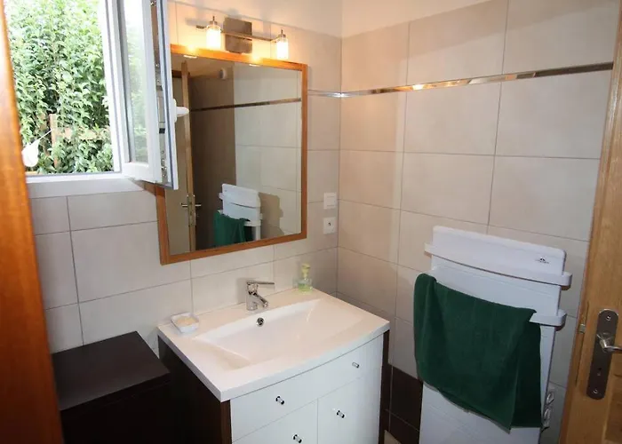 Villa Grande Neuve Avec Piscine Pres Et Sete *