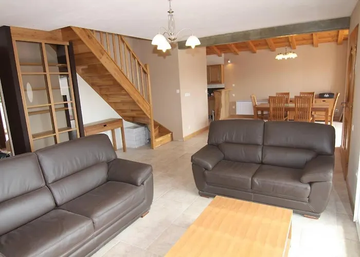 Grande Neuve Avec Piscine Pres Et Sete Villa