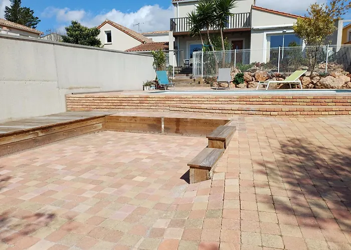 Villa Grande Neuve Avec Piscine Pres Et Sete Balaruc-les-Bains