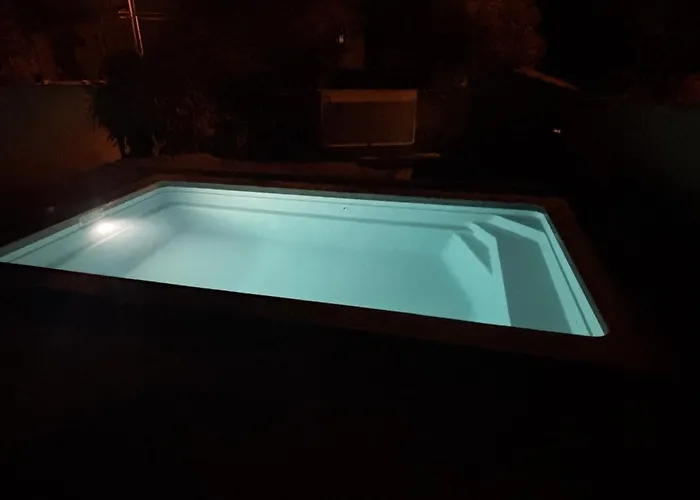 Grande Neuve Avec Piscine Pres Et Sete Balaruc-les-Bains