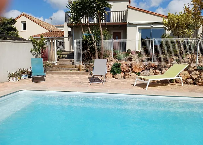 Grande Neuve Avec Piscine Pres Et Sete *